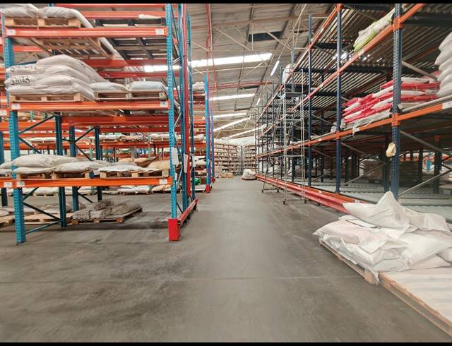 6,490M² WAREHOUSE TO LET IN CITY DEEP